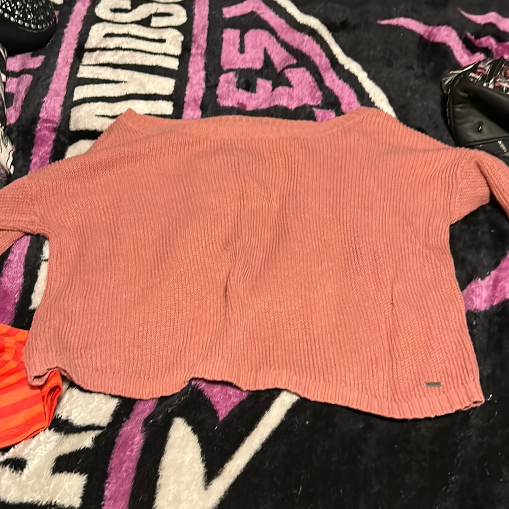 Hollister sweater